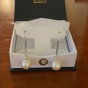 NWOT✨Pearl Drop Earrings✨